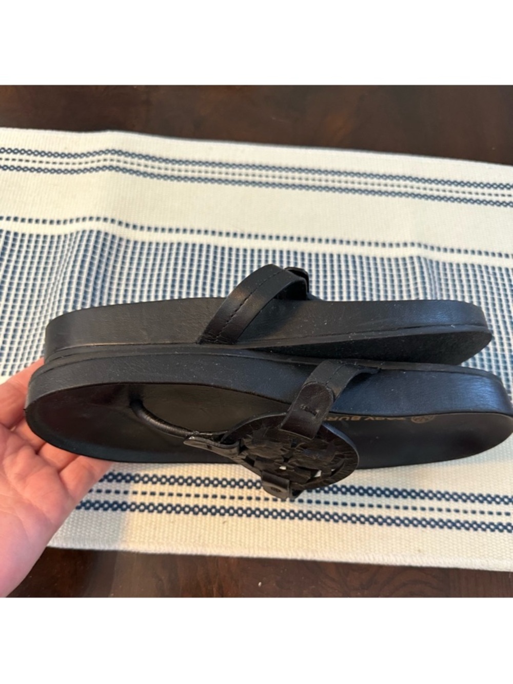 Pre-Loved Tory Burch Black Miller Cloud Sandals - Picture 3 of 6